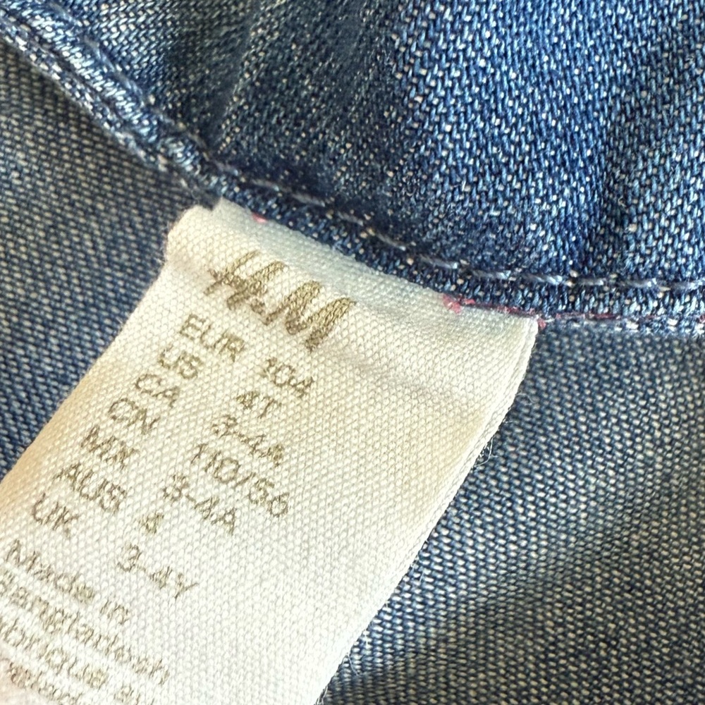 H&M Girls Ruffled Chambray Top - Picture 7 of 8